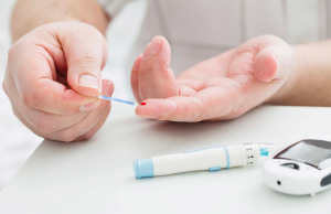 Healthy practices for people with diabetes to manage their blood sugar