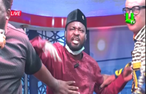 (VIDEO) LIL WIN AND FUNNY FACE FIGHT ON LIVE TV SHOW