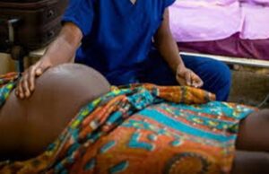 Pregnant woman dupe Koforidua residents
