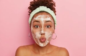 Top Five Benefits Of a Skincare Routine